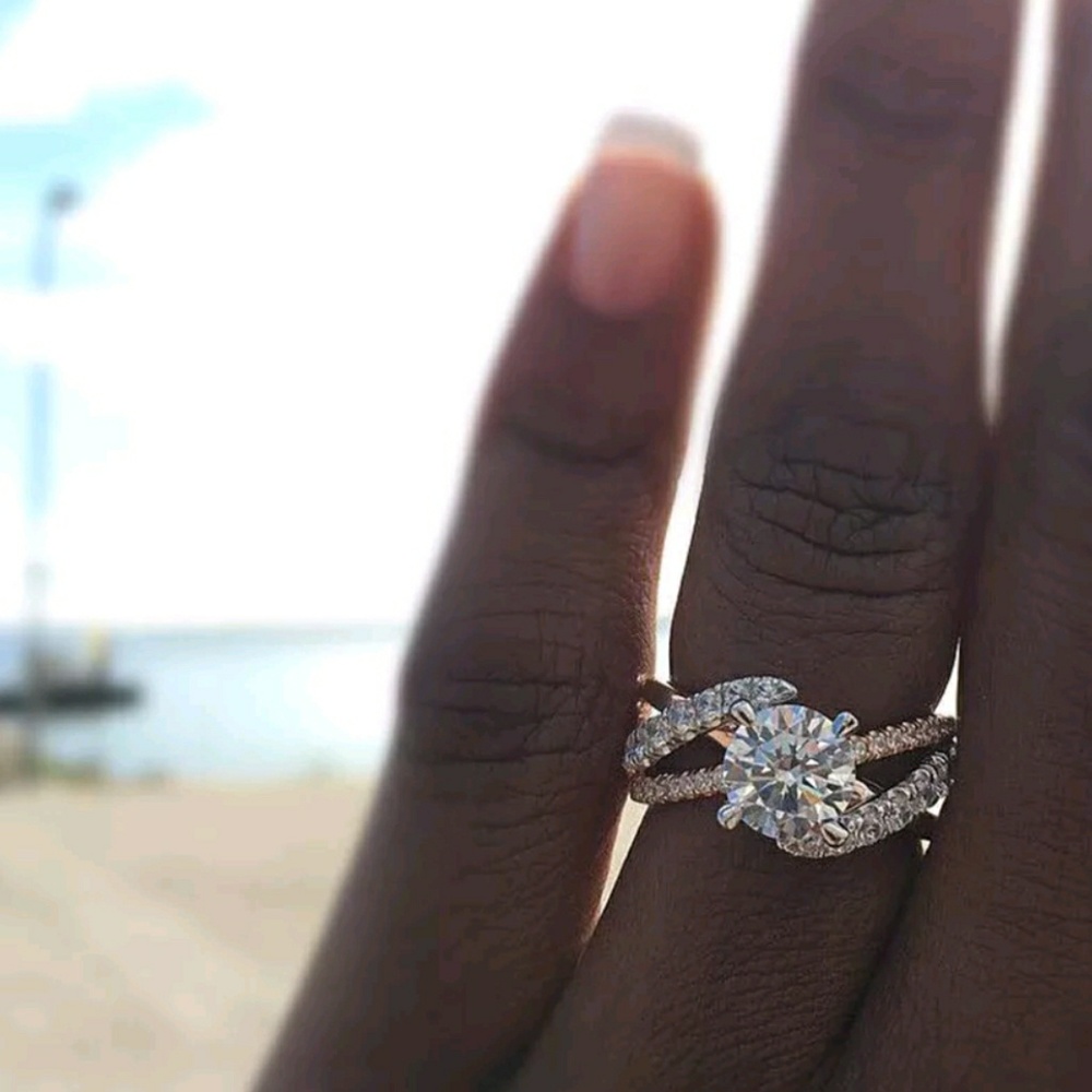 Stunning engagement ring.